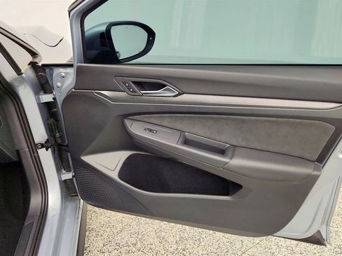 Used 2025 Volkswagen GTI S image 28