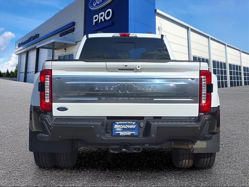 Used 2024 Ford F350 King Ranch image 30