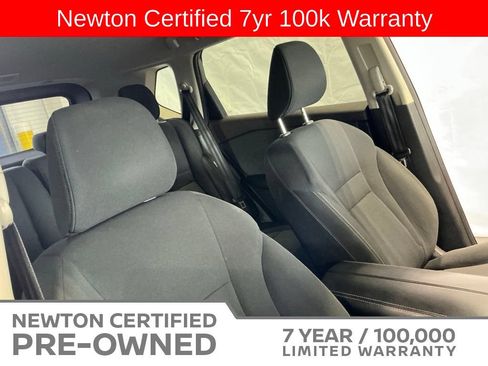 Used 2023 Nissan Rogue S FWD image 15