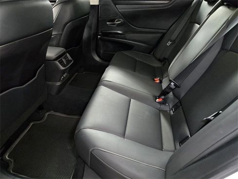 Certified 2023 Lexus ES 350 w/ Premium Package image 16