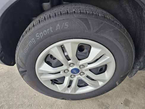 Used 2022 Ford Escape S image 10