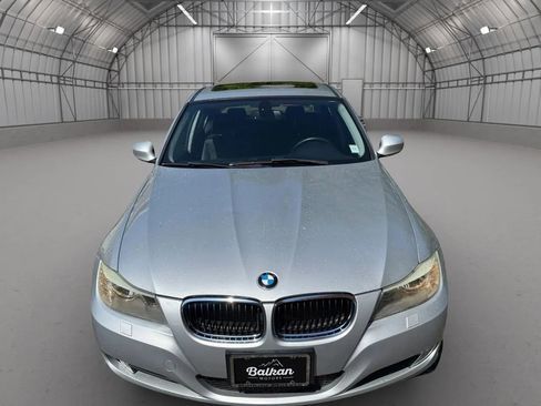 Used 2011 BMW 328i xDrive Sedan AWD/4WD image 13