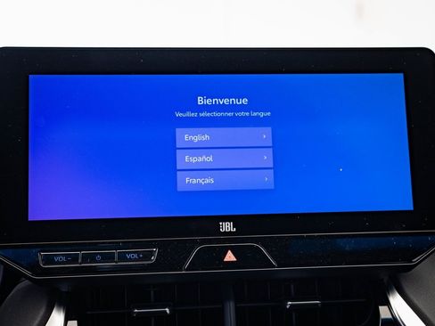 Used 2023 Toyota Venza Limited image 30