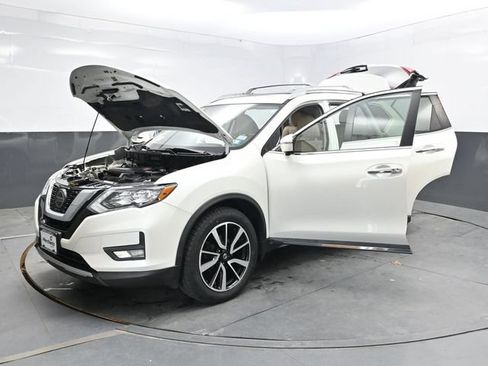 Used 2020 Nissan Rogue SL w/ Premium Package AWD/4WD image 43