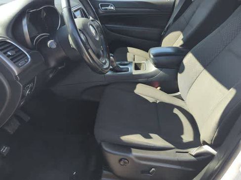Used 2018 Jeep Grand Cherokee Laredo AWD/4WD image 16