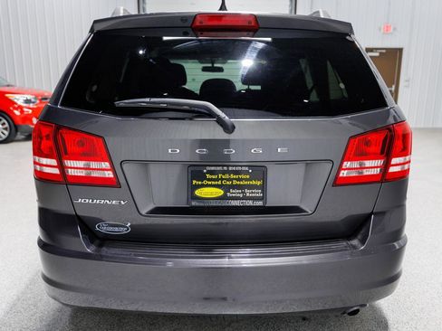 Used 2016 Dodge Journey SE image 5