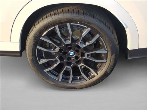 New 2027 BMW X6 xDrive40i AWD/4WD image 10