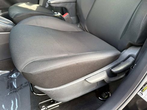 Certified 2025 Nissan Kicks Play S image 19