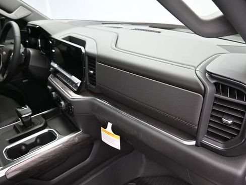 New 2026 Chevrolet Silverado 1500 LTZ w/ LTZ Premium Package image 40