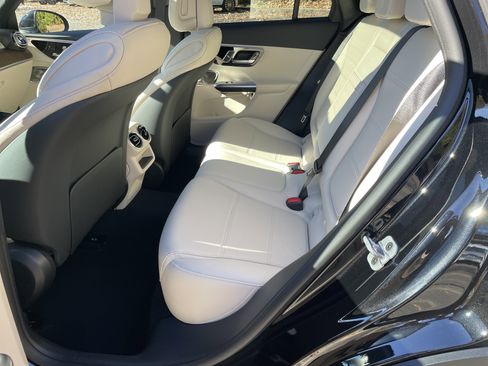 New 2026 Mercedes-Benz GLC 300 GLC 300 4MATIC SUV image 36