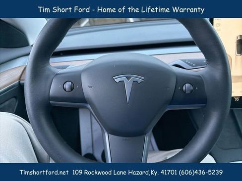 Used 2023 Tesla Model 3 Standard Range image 14