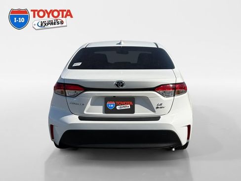 Certified 2025 Toyota Corolla LE FWD image 4