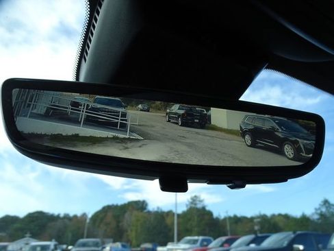 Used 2025 Chevrolet Equinox ACTIV w/ Safety and Technology Package image 36