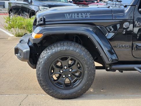 Used 2022 Jeep Gladiator Sport AWD/4WD image 15