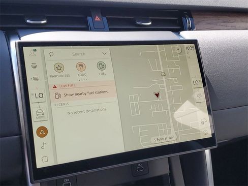 Certified 2024 Land Rover Discovery Sport S image 9