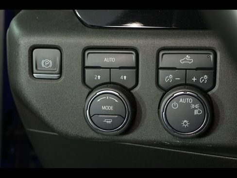 Used 2023 Chevrolet Silverado 1500 LT w/ Protection Package image 15