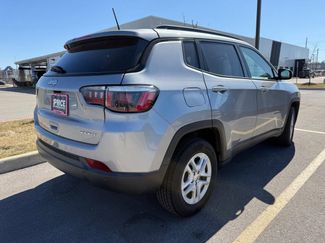 Used 2018 Jeep Compass Sport w/ Tech Group video 3