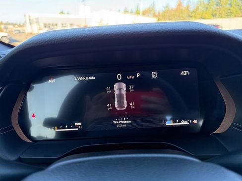 New 2026 Jeep Grand Cherokee Altitude image 15