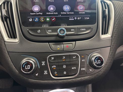 Used 2023 Chevrolet Malibu LT FWD image 35