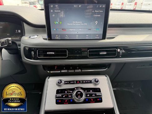 Used 2020 Lincoln Aviator Reserve w/ Equipment Group 202A image 21