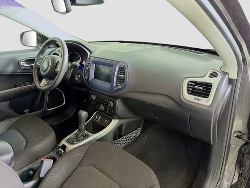 Used 2021 Jeep Compass Sport image 27