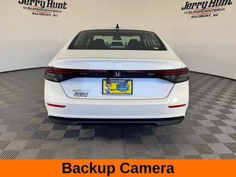 Used 2025 Honda Accord SE image 8