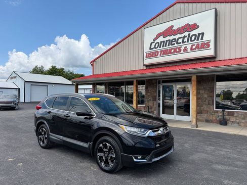 Used 2018 Honda CR-V Touring image 2
