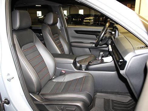 Used 2025 Honda CR-V Sport Touring image 31