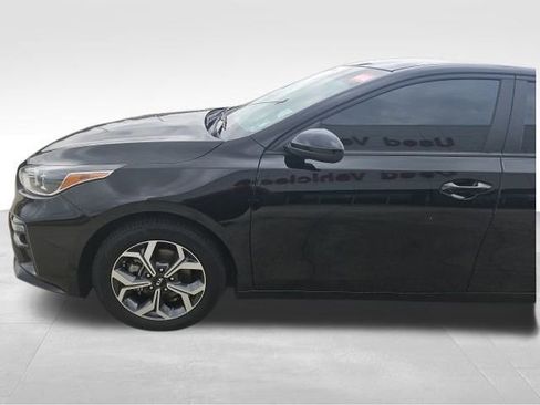 Used 2021 Kia Forte LXS image 17