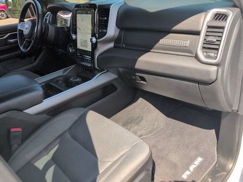 Used 2022 RAM 1500 Big Horn AWD/4WD image 22
