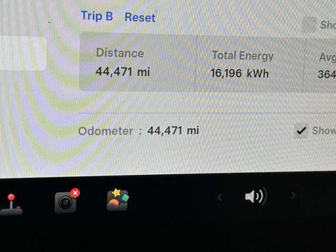 Used 2022 Tesla Model Y Performance image 35