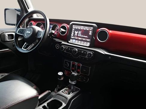 Used 2021 Jeep Wrangler Unlimited Rubicon image 18