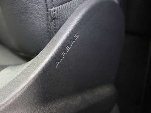 Used 2025 Audi Q5 2.0T Premium image 44