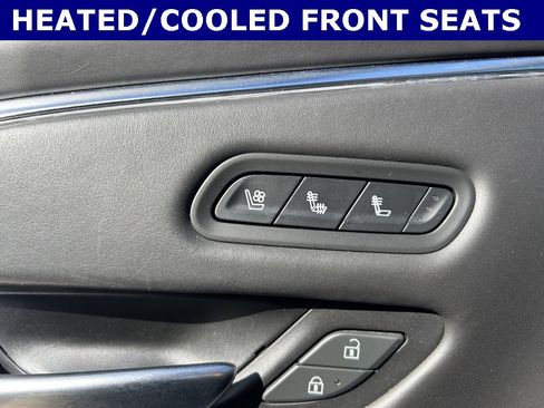 Used 2023 Cadillac Escalade Premium Luxury Platinum image 7