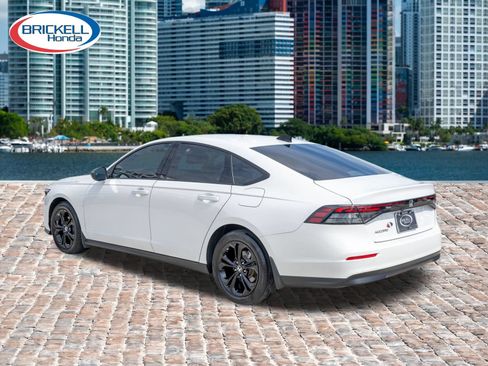 Certified 2025 Honda Accord SE image 8