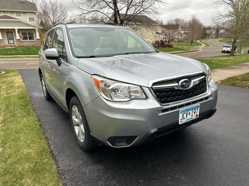 Used 2016 Subaru Forester 2.5i Premium w/ Popular Package #2 image 4