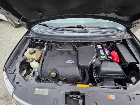 Used 2013 Ford Edge SEL FWD image 23