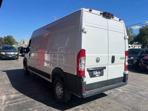 Used 2023 RAM ProMaster 2500 image 5