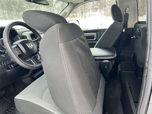 Used 2021 RAM 1500 Express w/ Express Value Package image 16