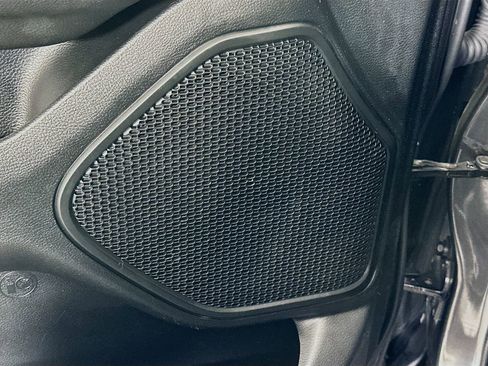 Used 2019 RAM 1500 Big Horn image 18