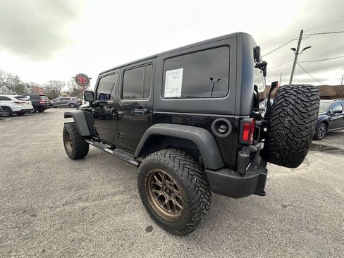 Used 2015 Jeep Wrangler Unlimited Sport w/ Quick Order Package 24S AWD/4WD image 6