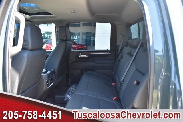 Used 2025 Chevrolet Silverado 2500 LTZ w/ LTZ Premium Package AWD/4WD image 25