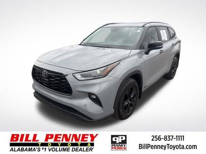 Used 2025 Toyota Highlander XLE