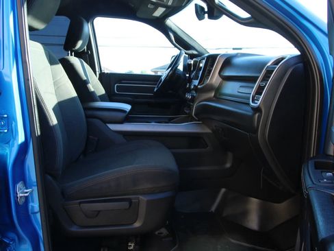 Used 2020 RAM 2500 Big Horn w/ Level 1 Equipment Group AWD/4WD image 9