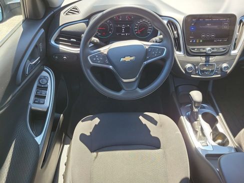 Used 2023 Chevrolet Malibu LS w/ LPO, Floor Liner Package FWD image 10