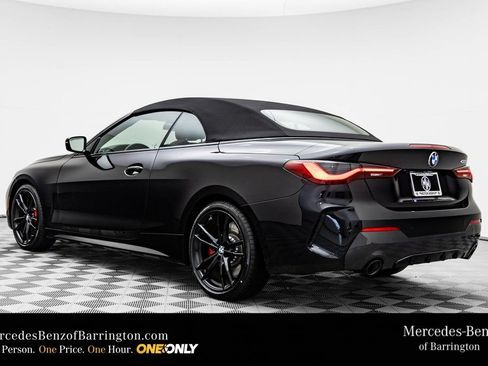 Used 2023 BMW 430i Convertible w/ M Sport Package RWD image 3