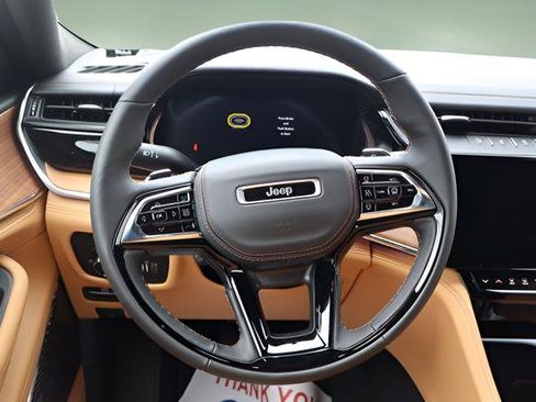 New 2026 Jeep Grand Cherokee L Summit AWD/4WD image 13