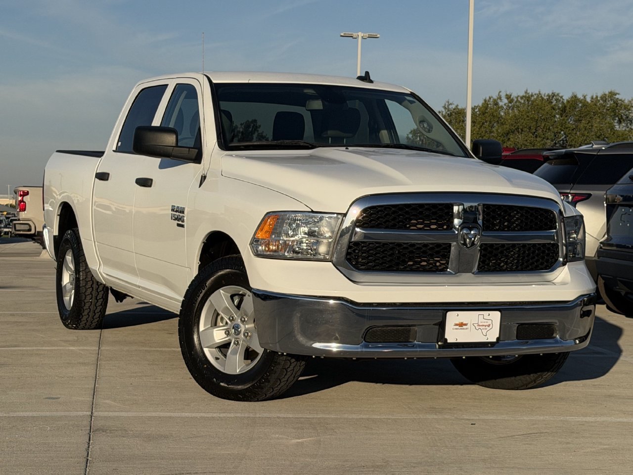 Used 2023 RAM 1500 Classic SLT w/ Electronics Group AWD/4WD image 2