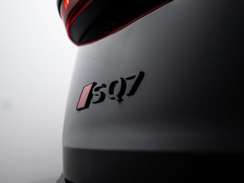 New 2026 Audi SQ7 Prestige image 23