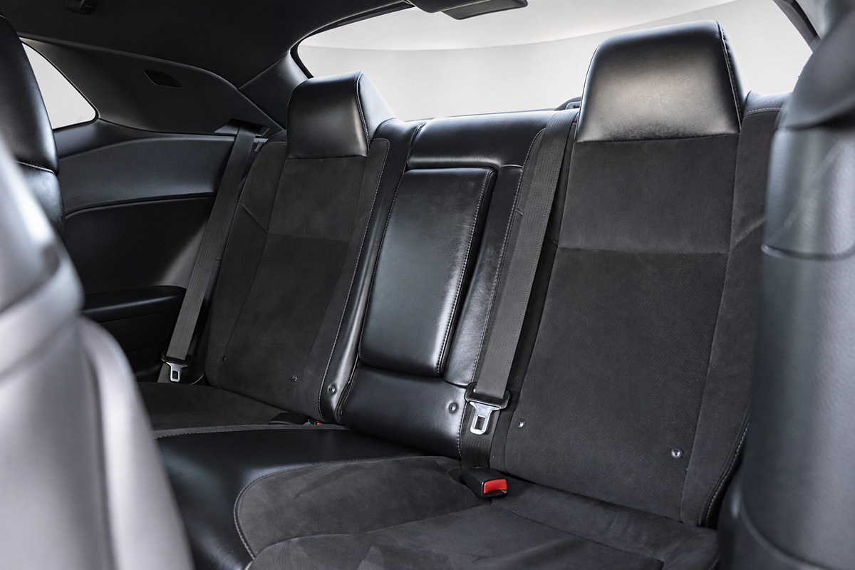 Used 2016 Dodge Challenger R/T Scat Pack w/ Leather Interior Group RWD image 20